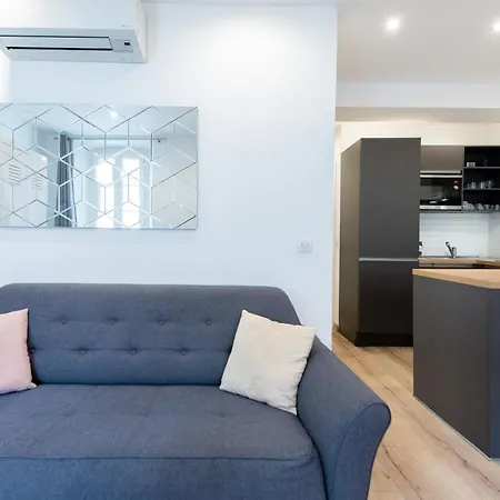 Apartment Le Nid Du Suquet Escapade Ideale Pour Couples, Pres Commerces, Palais Et Plages *