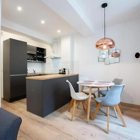 Apartment Le Nid Du Suquet Escapade Ideale Pour Couples, Pres Commerces, Palais Et Plages *