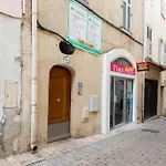 Apartment Le Nid Du Suquet Escapade Ideale Pour Couples, Pres Commerces, Palais Et Plages Cannes